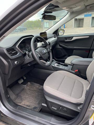 Certified 2022 Ford Escape SE w/ SE Sport Appearance Package AWD/4WD image 11