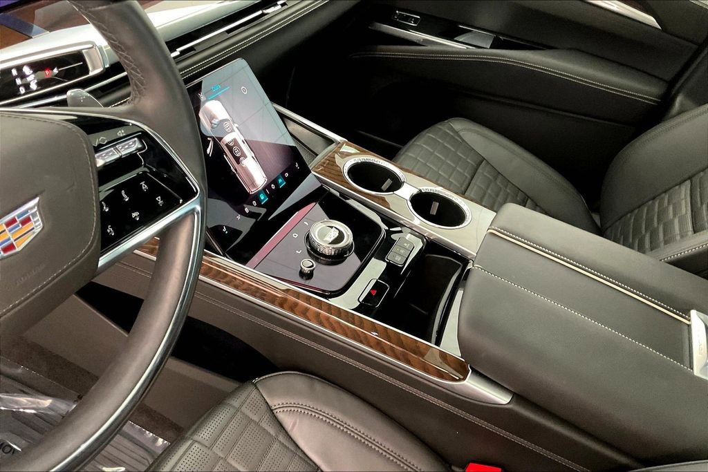 Used 2025 Cadillac Escalade Sport Platinum image 15
