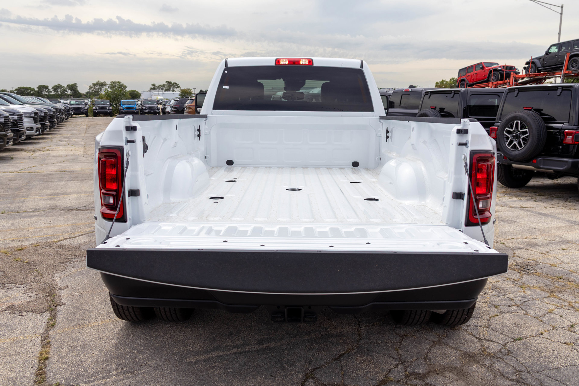 New 2027 RAM 3500 Tradesman AWD/4WD image 12