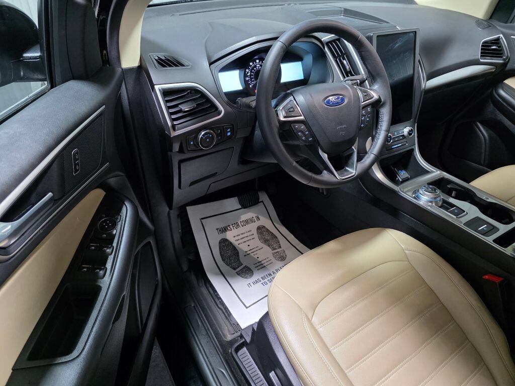 Used 2024 Ford Edge SEL w/ Convenience Package AWD/4WD image 6