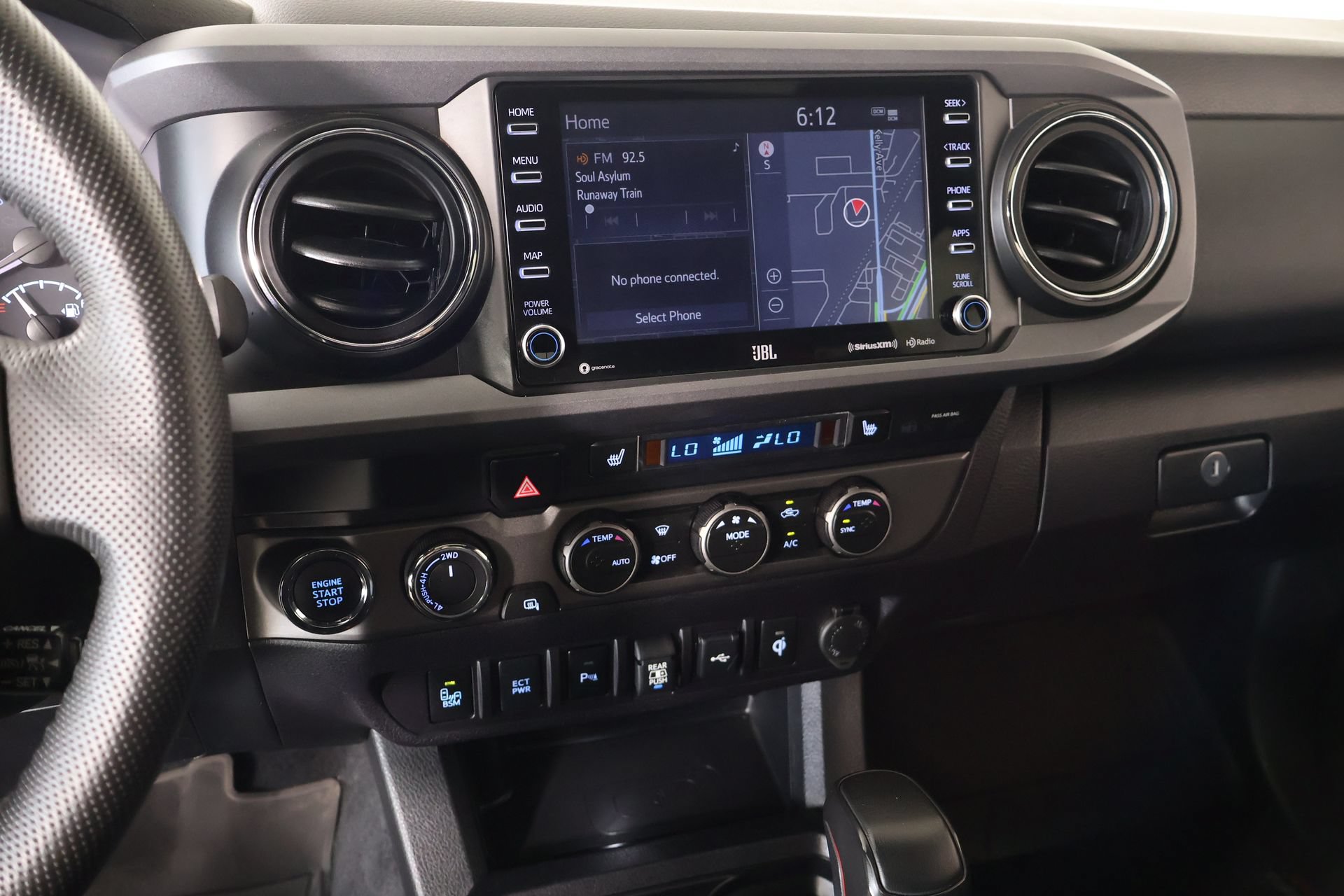 Used 2022 Toyota Tacoma TRD Pro AWD/4WD image 5
