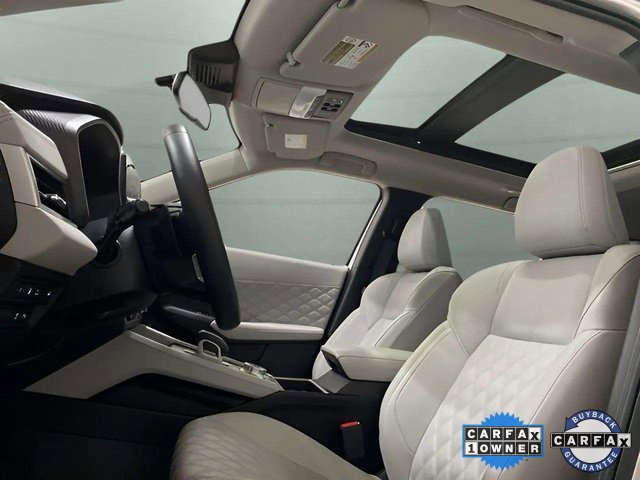 Used 2025 Mitsubishi Outlander SEL image 28