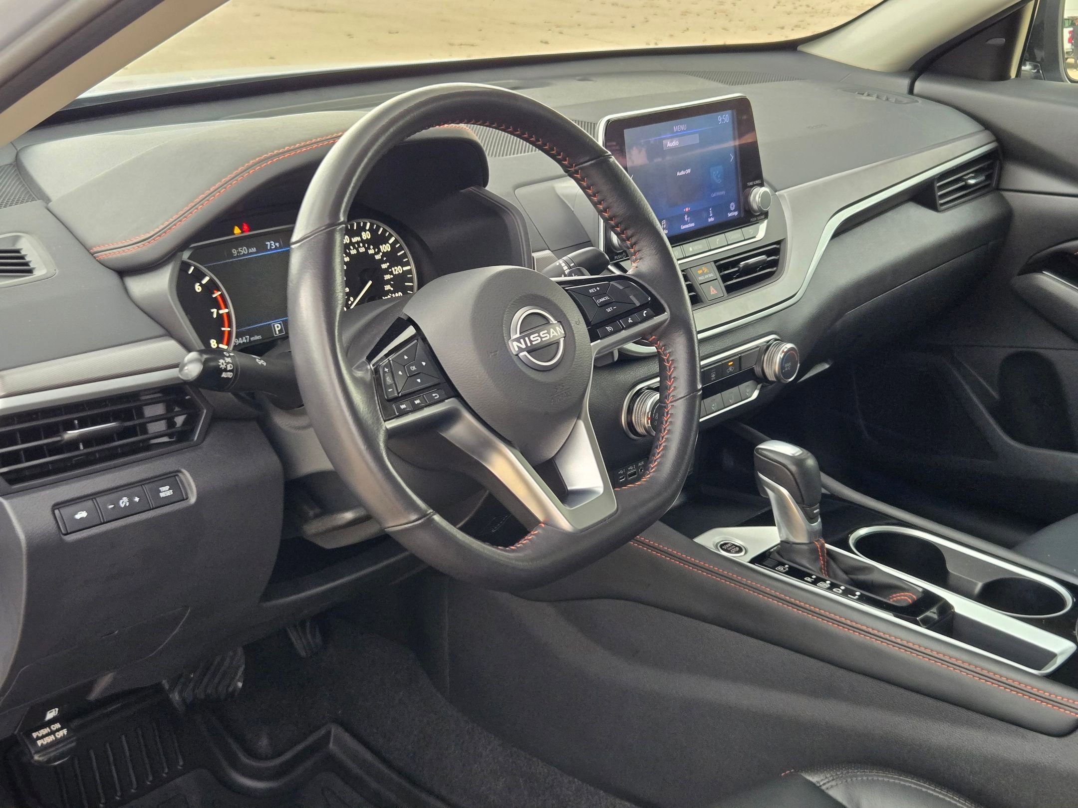 Used 2023 Nissan Altima 2.5 SR image 10