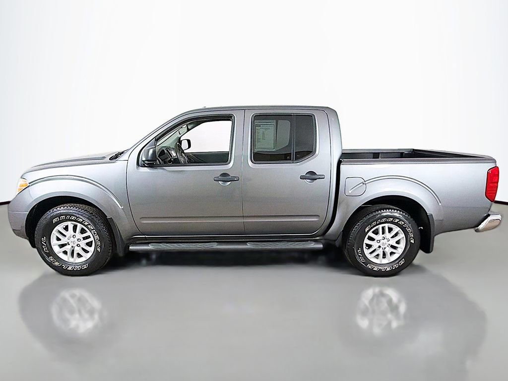 Used 2018 Nissan Frontier SV image 8