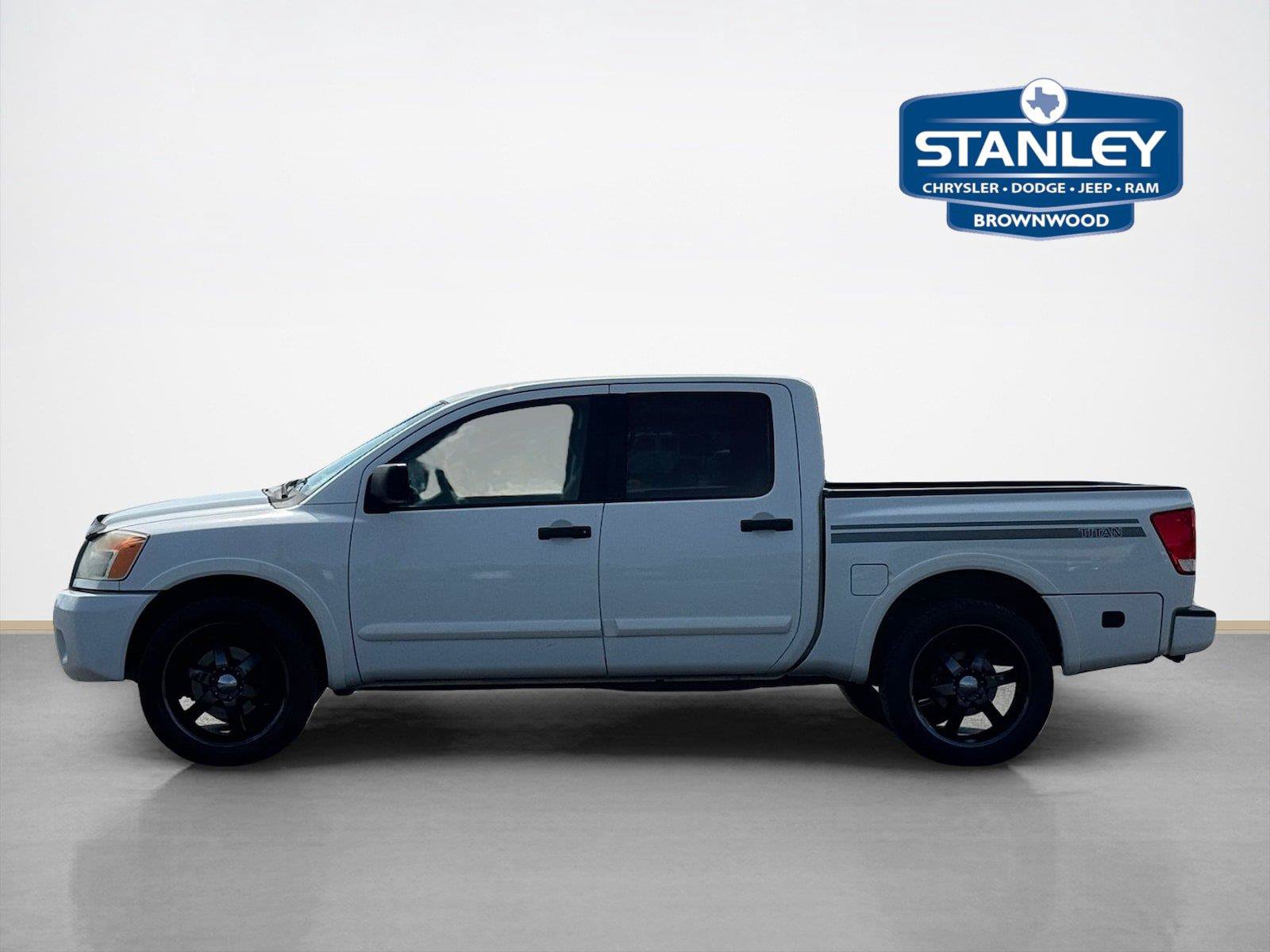 Used 2012 Nissan Titan SV w/ Sport Appearance Pkg RWD image 6
