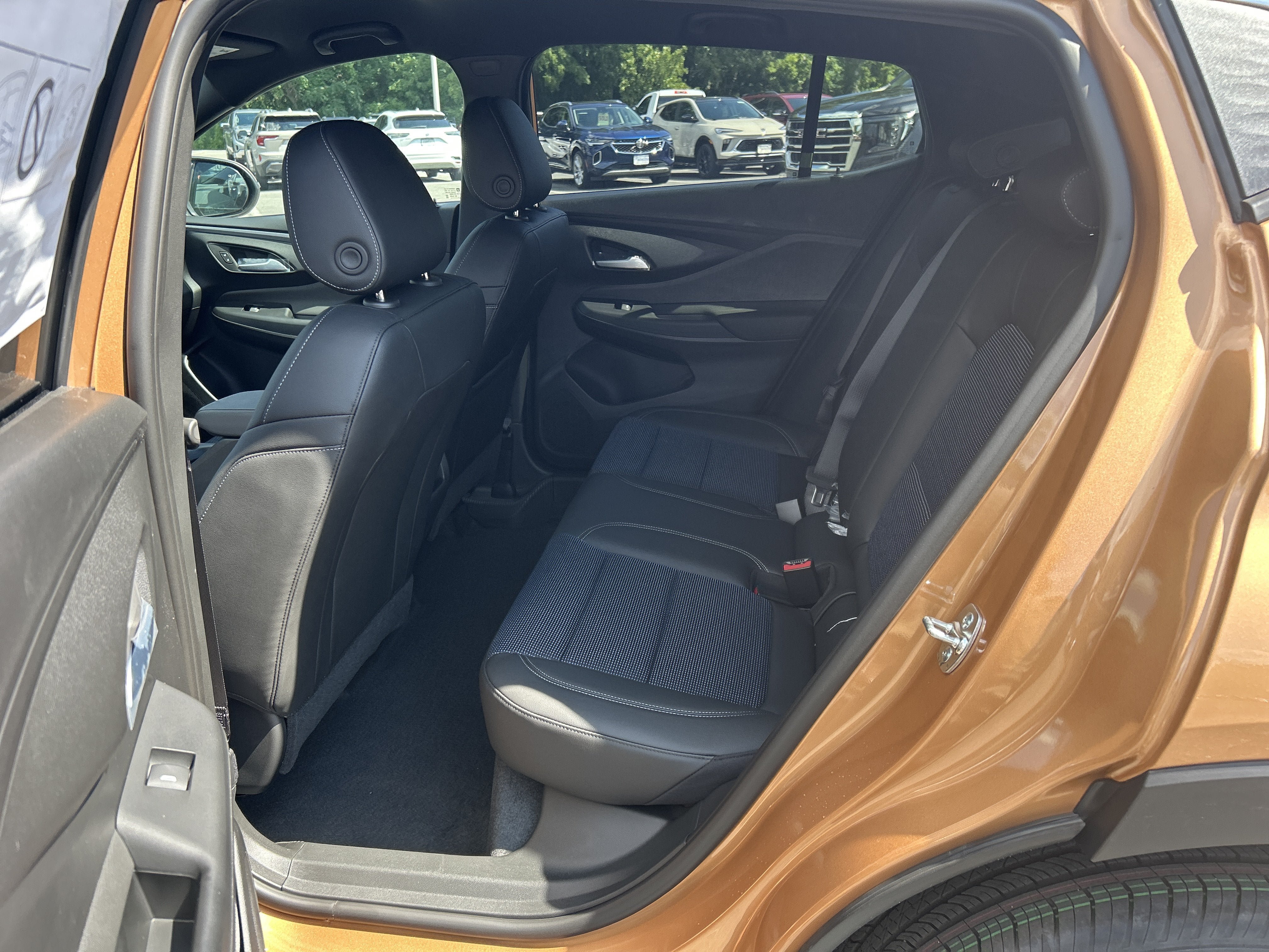 New 2026 Buick Envista Sport Touring w/ Convenience I Package FWD image 23