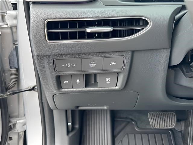Certified 2023 Hyundai Sonata Limited FWD image 24