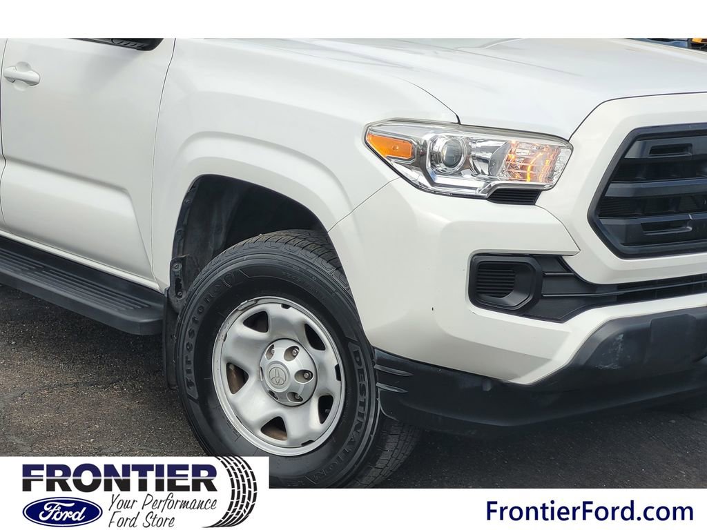 Used 2016 Toyota Tacoma SR image 6