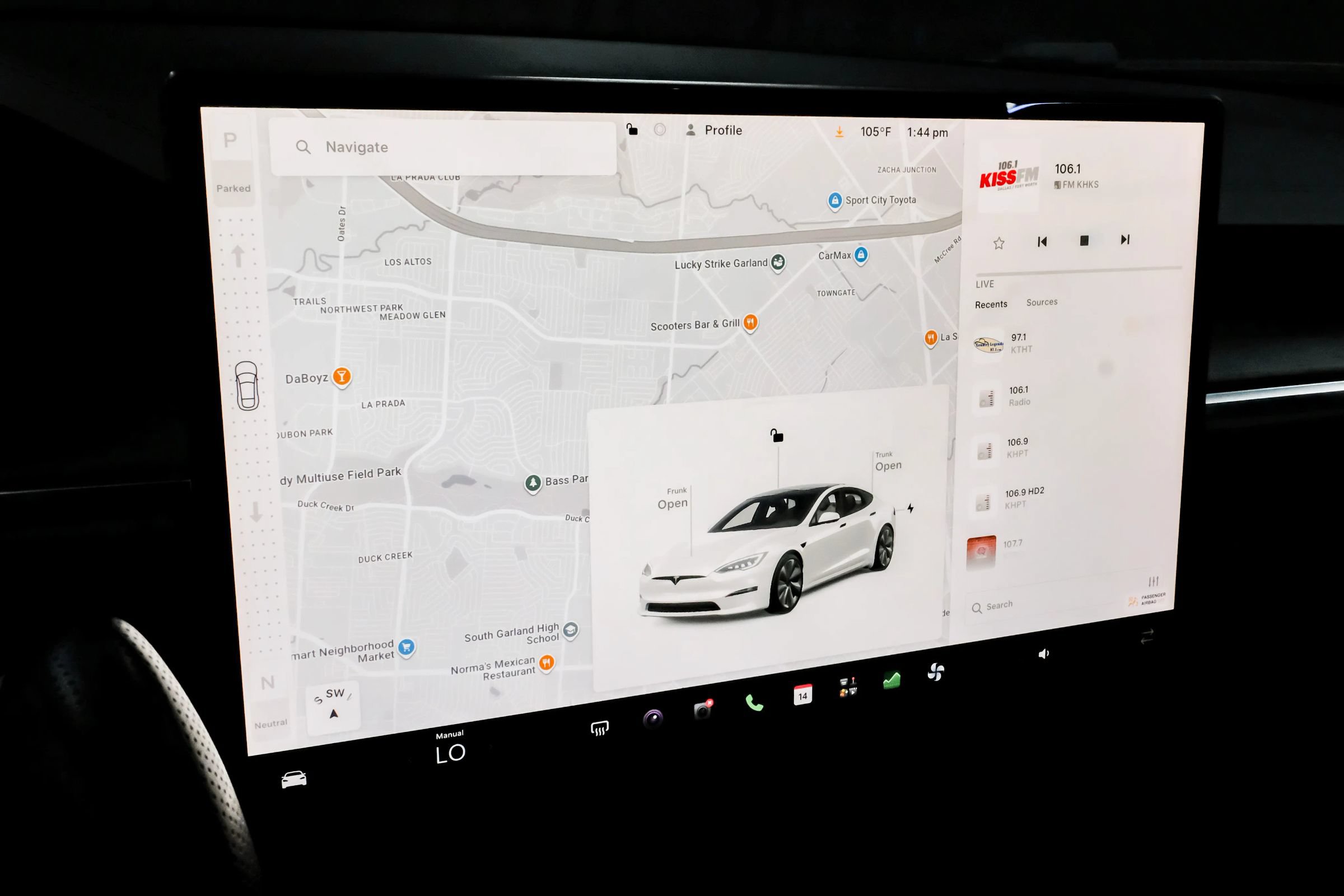 Used 2022 Tesla Model S AWD/4WD image 27