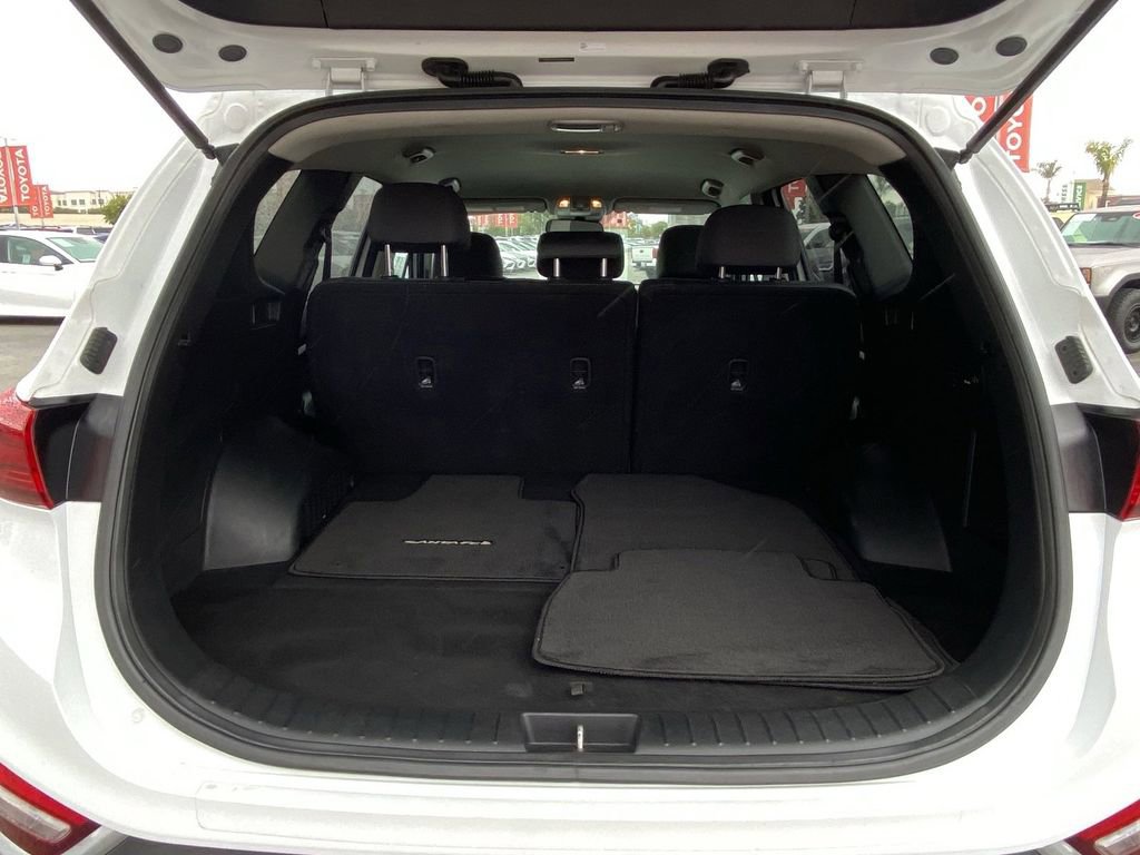 Used 2020 Hyundai Santa Fe SE FWD image 19