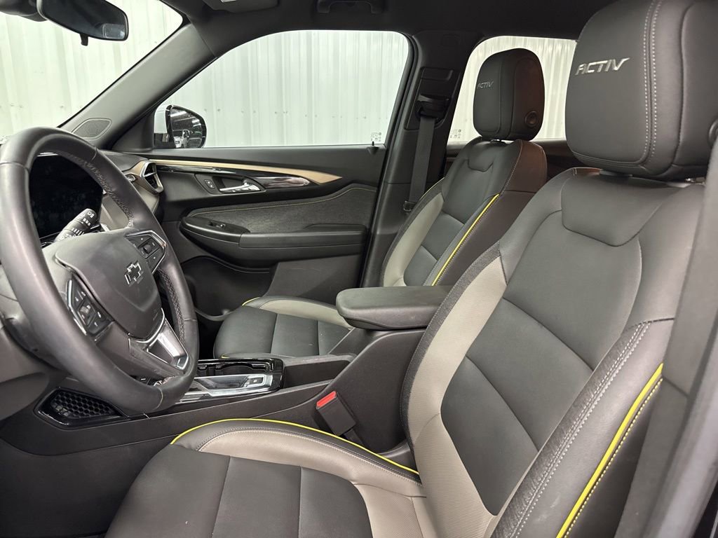 Used 2024 Chevrolet TrailBlazer ACTIV w/ Driver Confidence Package AWD/4WD image 16