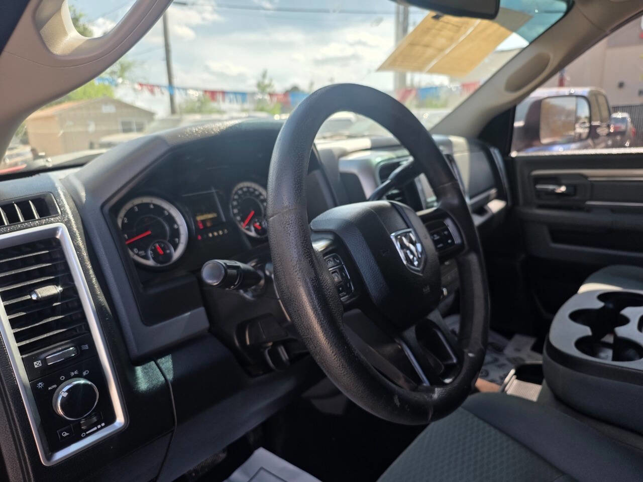 Used 2016 RAM 2500 SLT AWD/4WD image 12