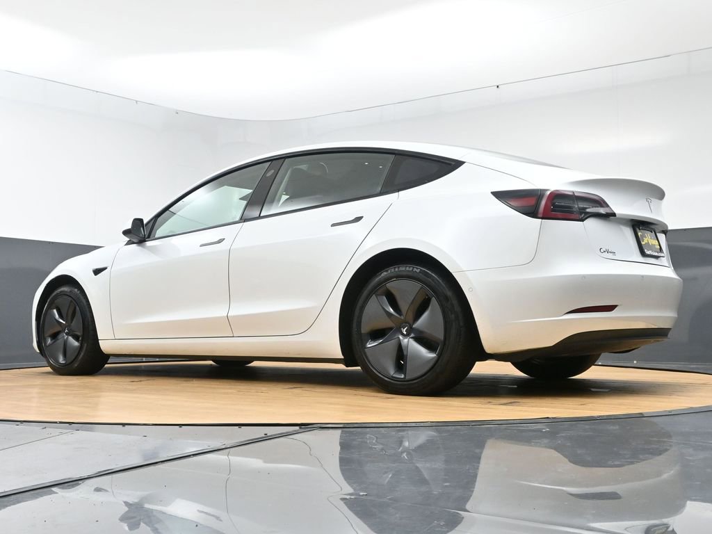 Used 2021 Tesla Model 3 Standard Range Plus image 57