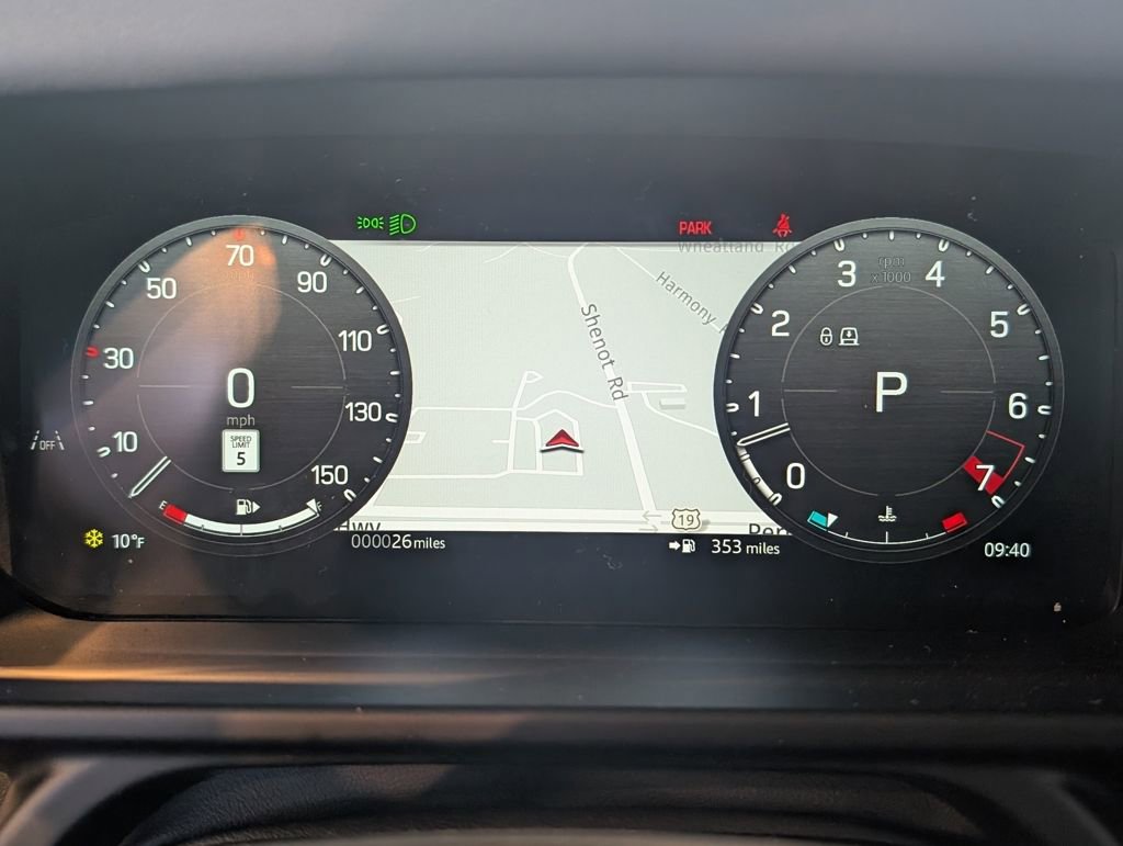 New 2026 Land Rover Defender 130 X-Dynamic SE image 16