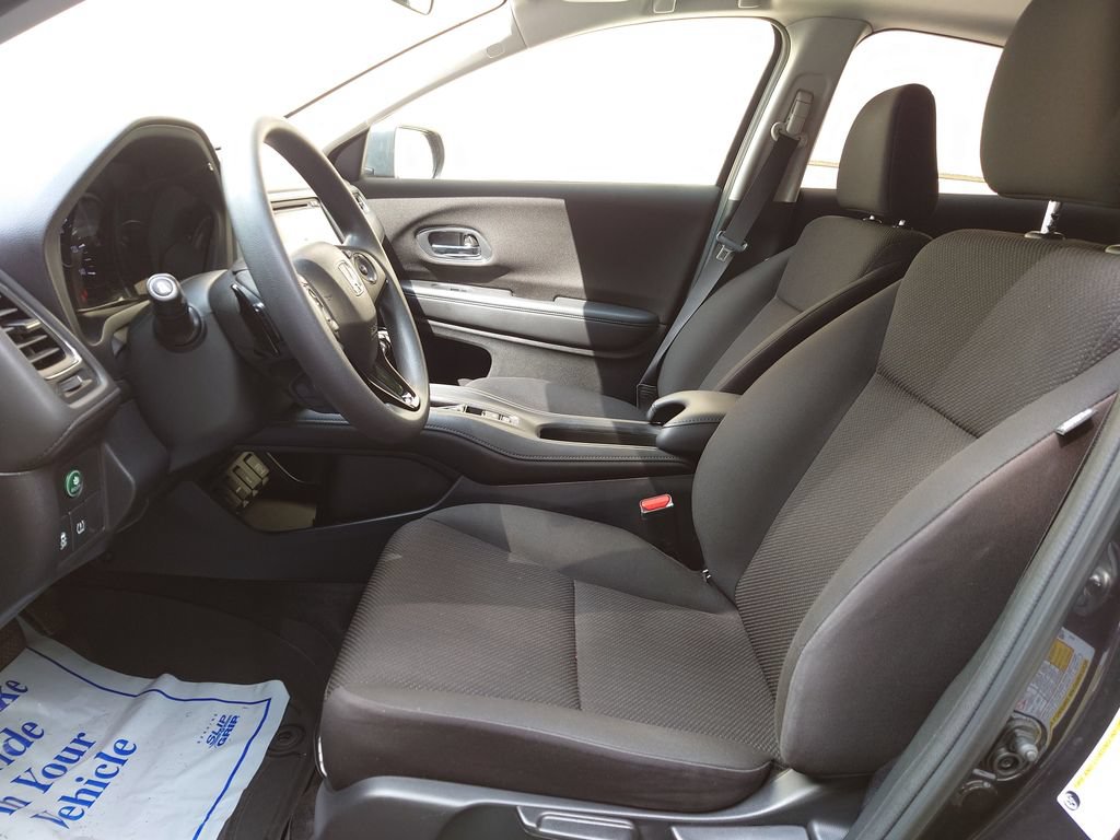 Used 2017 Honda HR-V EX image 8