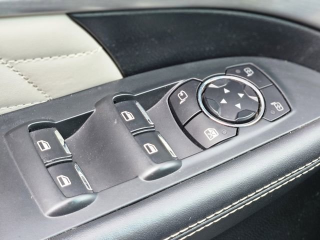 Used 2016 Ford Explorer Platinum image 21