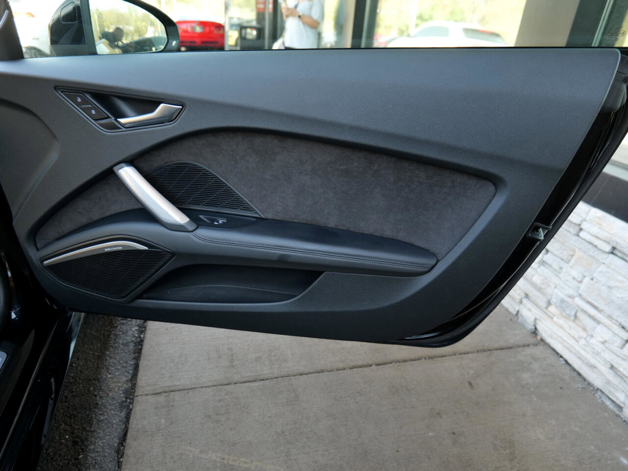 Used 2018 Audi TT 2.0T w/ Technology Package image 33