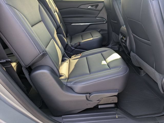 New 2026 Chevrolet Traverse LT w/ Midnight/Sport Edition FWD image 36