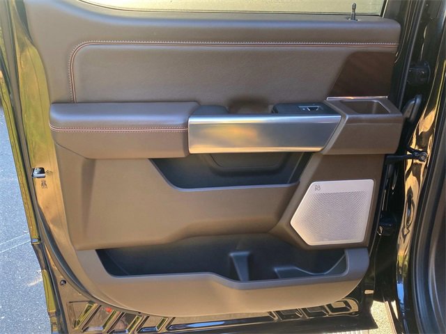 Used 2025 Ford F450 King Ranch w/ Chrome Package image 10