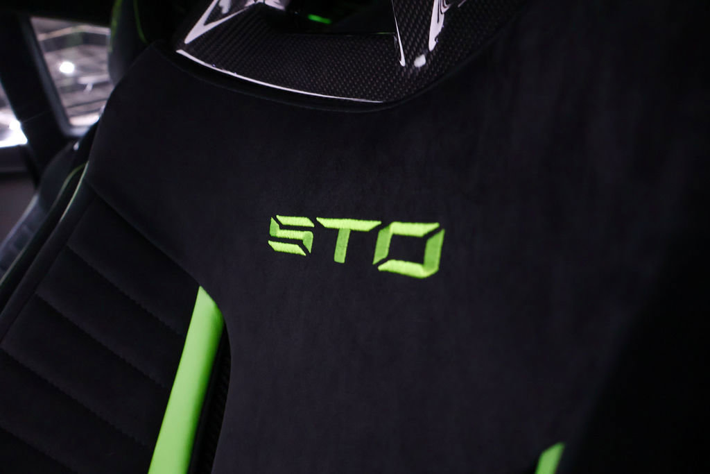 Used 2022 Lamborghini Huracan STO image 69