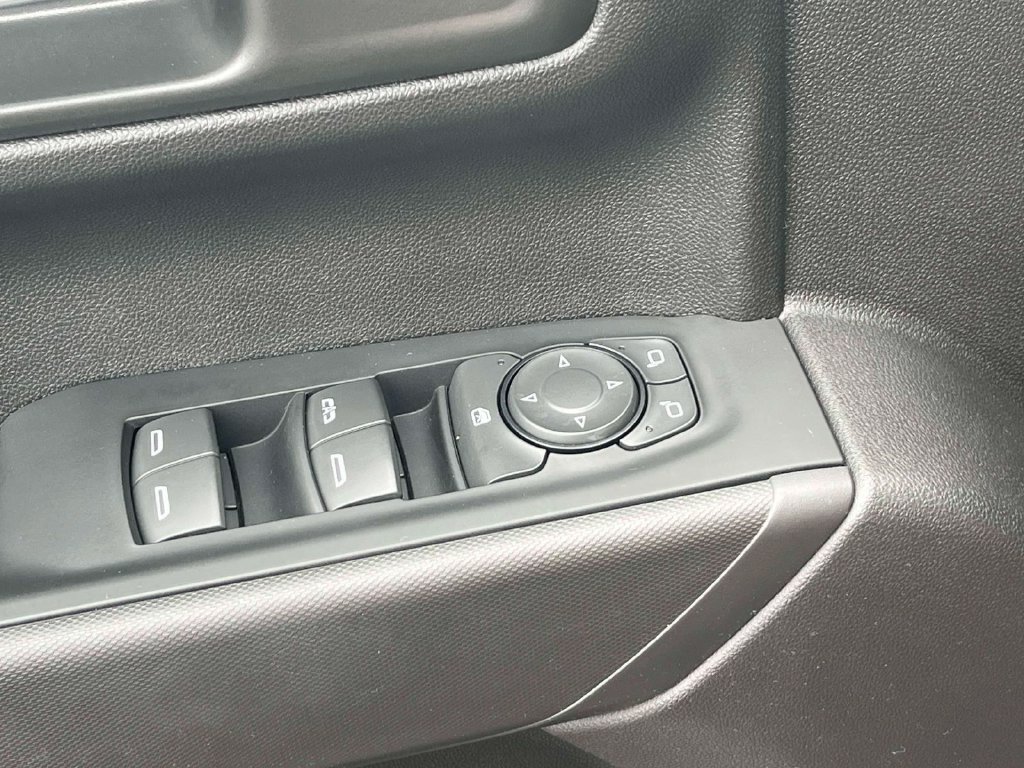 Used 2023 Chevrolet Silverado 1500 Custom AWD/4WD image 20