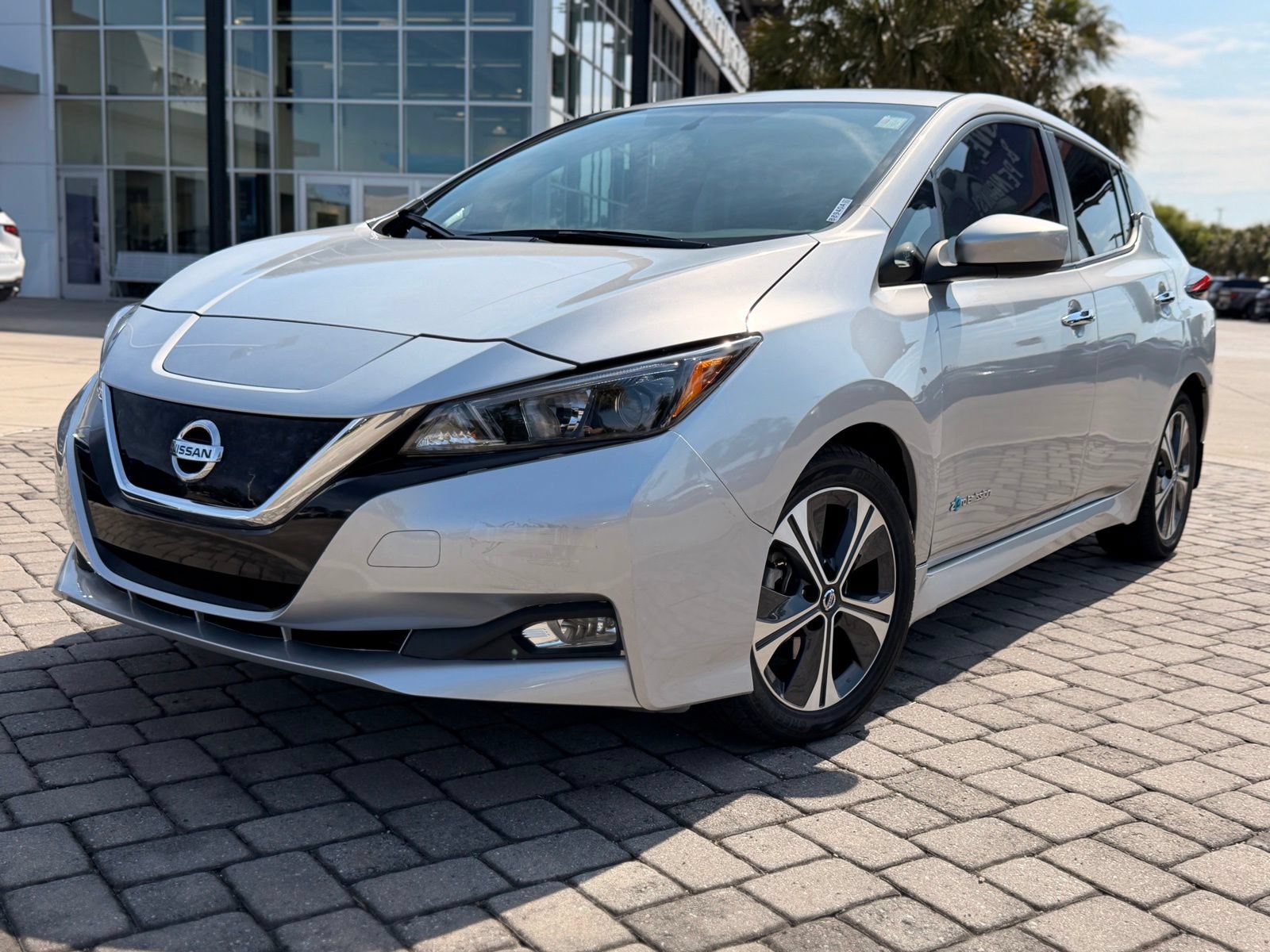 Used 2018 Nissan Leaf SV