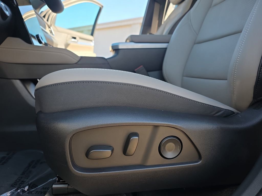 New 2026 GMC Terrain Elevation w/ Elevation Premium Package image 29