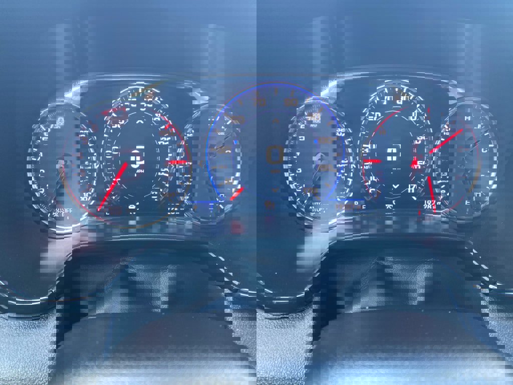 Used 2023 Chevrolet Blazer RS w/ Driver Confidence II Package image 2