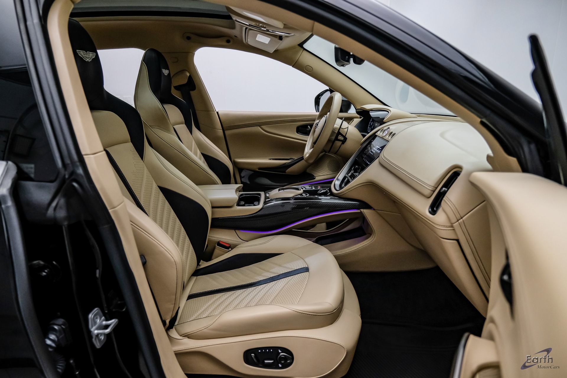 Used 2023 Aston Martin DBX 707 image 49