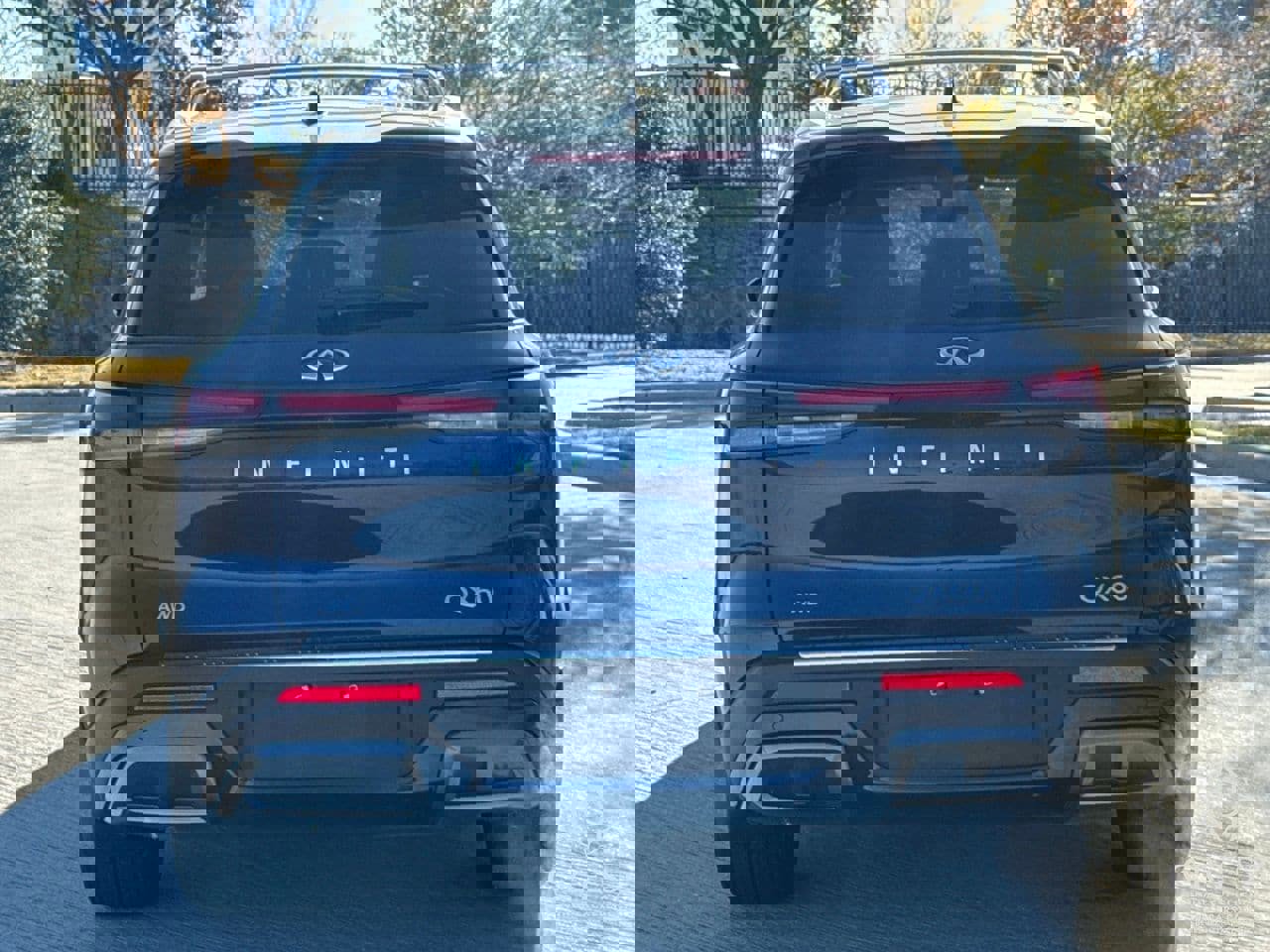 Used 2023 INFINITI QX60 Sensory image 7