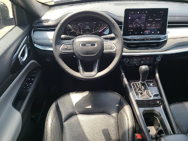 Used 2024 Jeep Compass Limited AWD/4WD image 25