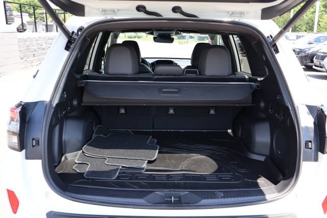 Certified 2025 Subaru Forester Limited w/ Protection Package AWD/4WD image 23