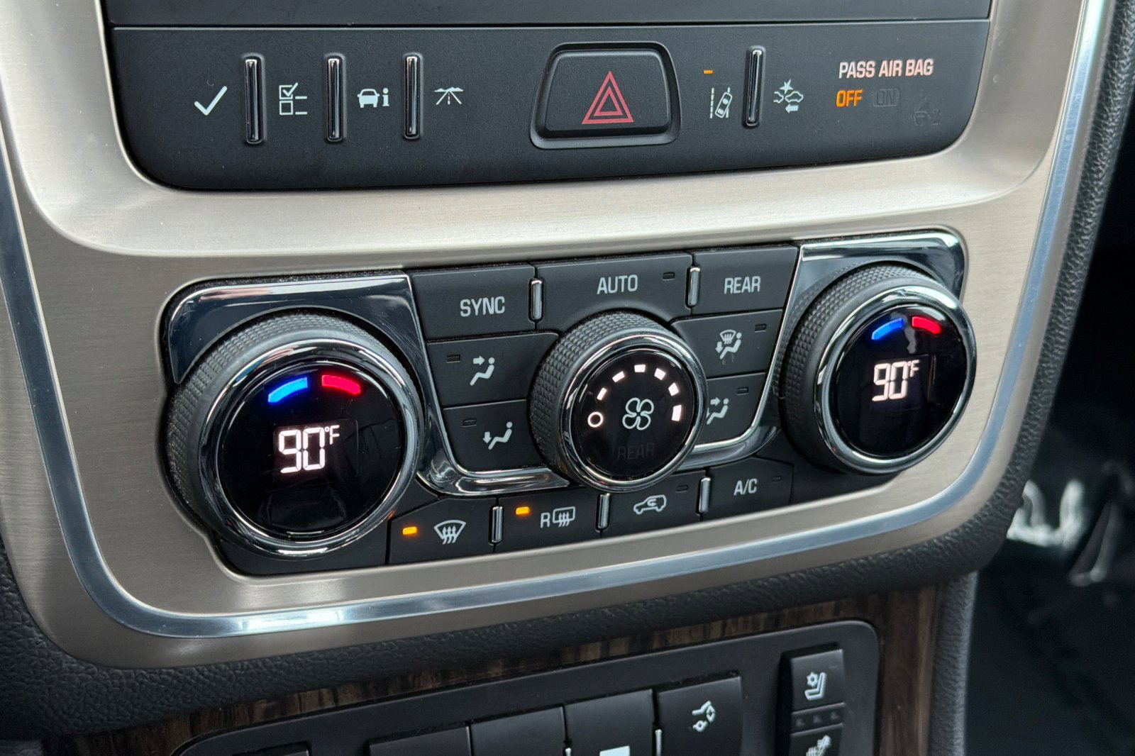 Used 2014 GMC Acadia Denali image 19