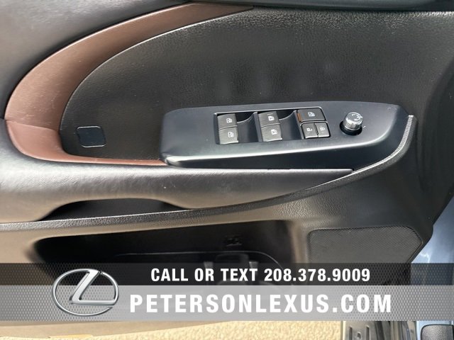 Used 2018 Toyota Highlander XLE image 23