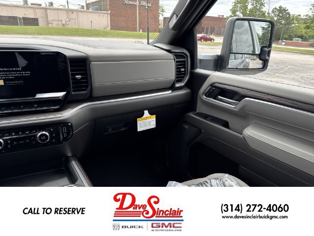 New 2026 GMC Sierra 3500 SLT w/ SLT Convenience Package AWD/4WD image 11