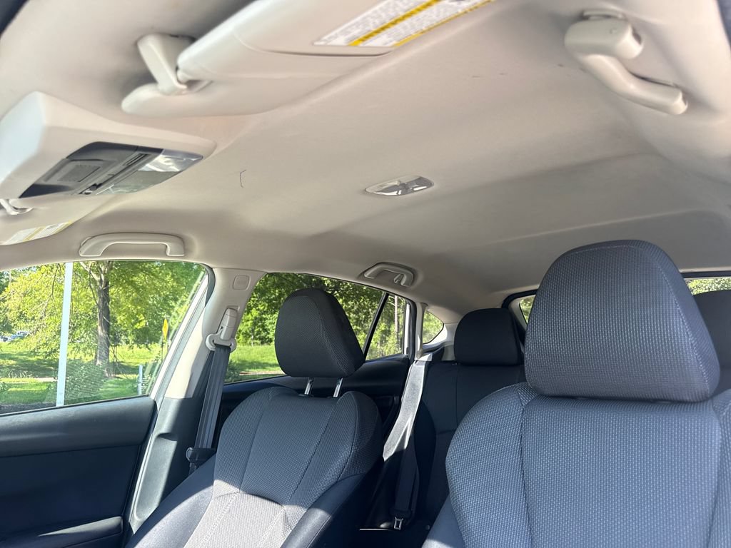 Used 2018 Subaru Crosstrek 2.0i AWD/4WD image 30