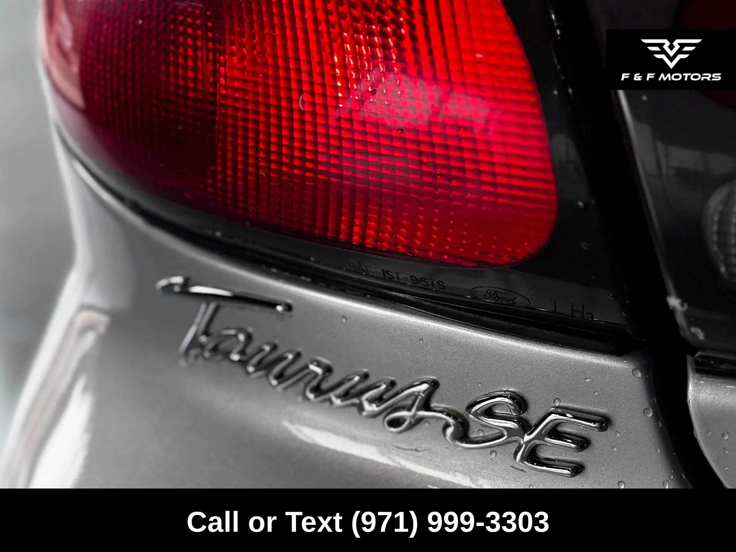 Used 1998 Ford Taurus LX FWD image 17
