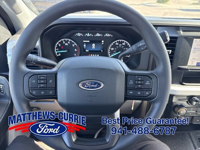 New 2026 Ford F250 XL w/ XL Chrome Package RWD image 17