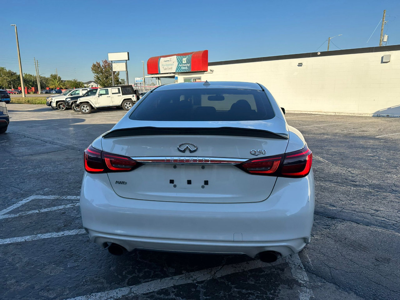 Used 2018 INFINITI Q50 Luxe w/ Essential Package (3.0T Luxe) image 6
