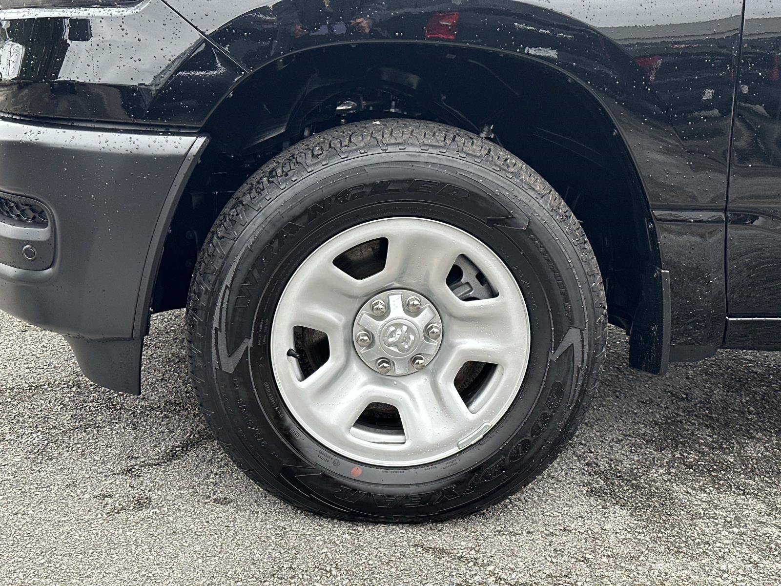 Used 2025 RAM 1500 Tradesman image 11