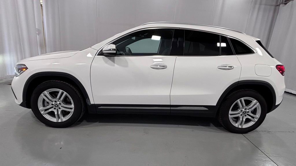 Used 2023 Mercedes-Benz GLA 250 4MATIC image 9