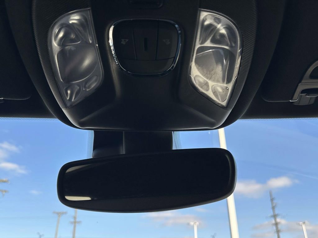 Used 2024 Jeep Compass Limited image 29