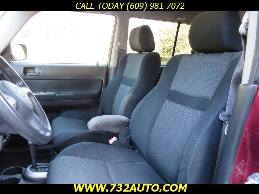 Used 2006 Scion xB FWD image 21