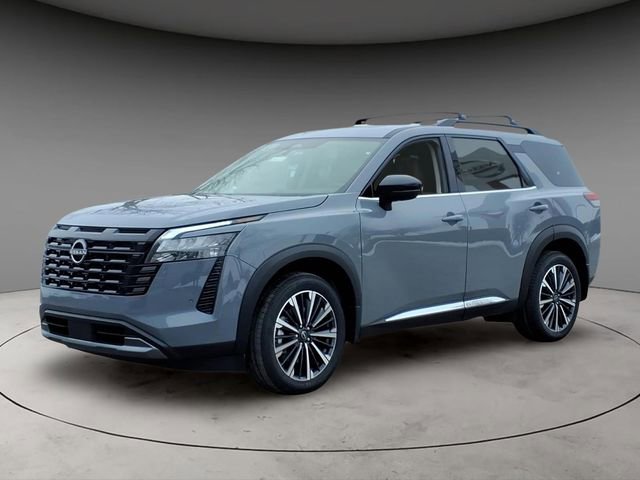 New 2026 Nissan Pathfinder Platinum w/ Cargo Package