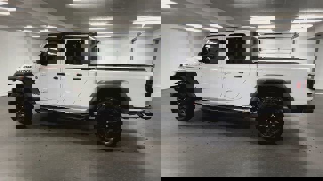 Used 2022 Jeep Gladiator Mojave w/ Cold Weather Group AWD/4WD image 6