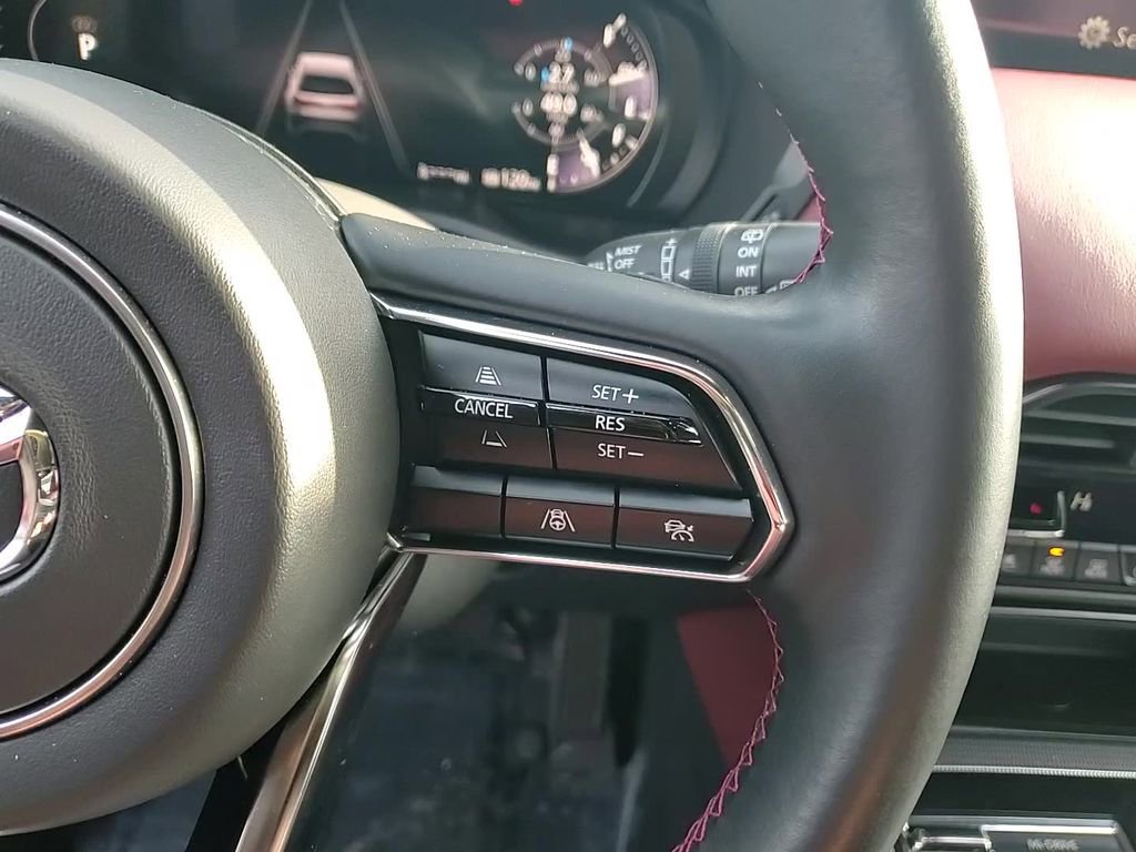 Certified 2025 MAZDA CX-70 Plug-In Hybrid w/ Premium Plus image 17