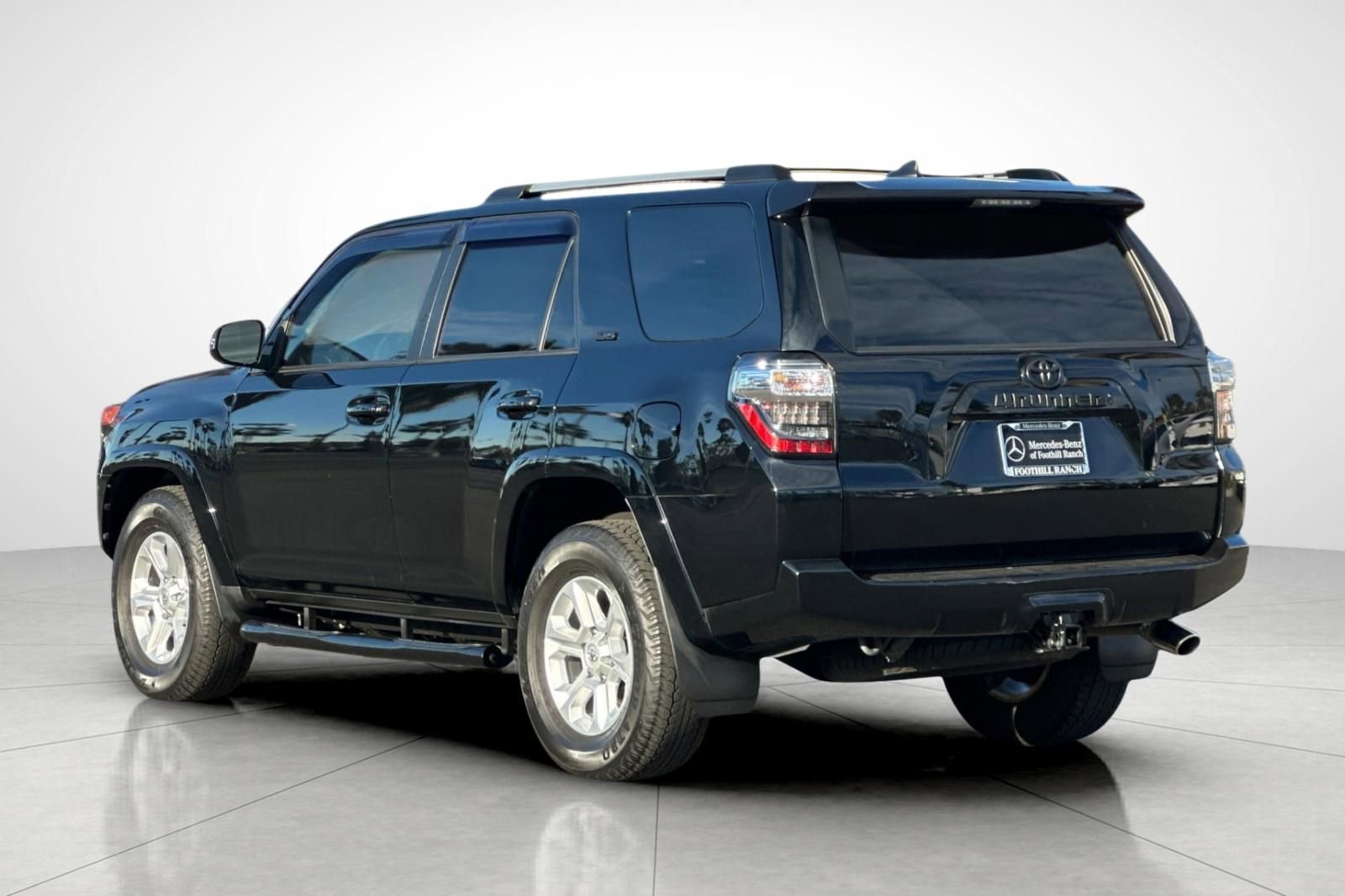 Used 2022 Toyota 4Runner SR5 Premium image 13