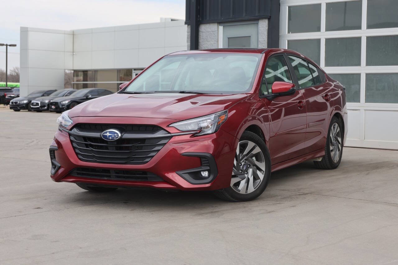 Used 2025 Subaru Legacy Limited AWD/4WD image 3