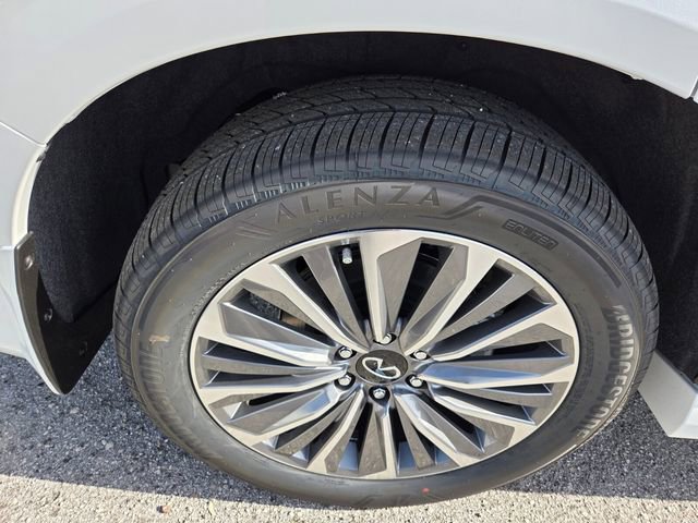 New 2026 INFINITI QX80 Luxe w/ Cargo Package RWD image 19