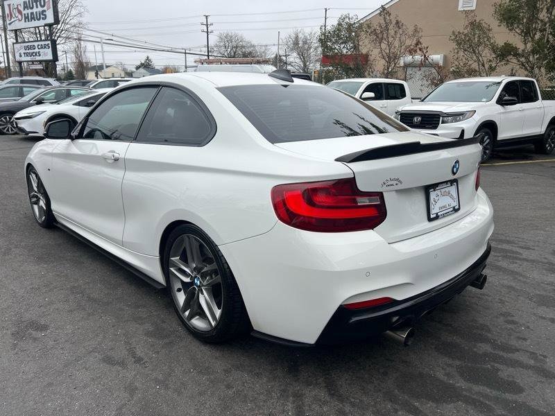 Used 2016 BMW M235i xDrive Coupe AWD/4WD image 4